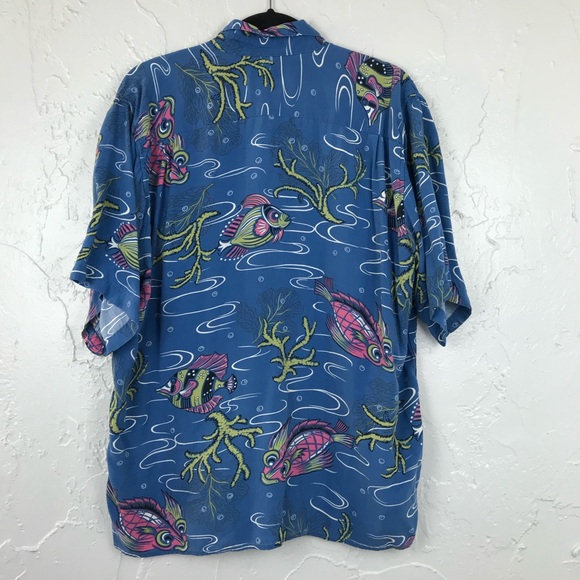 Reyn Spooner Vintage Fish Print Button Down - Picture 4 of 4